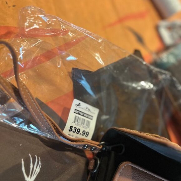 Montana West Trifold Wallet Brown on Brown Rhinestone Flower Bling Western Purse - Picture 2 of 8